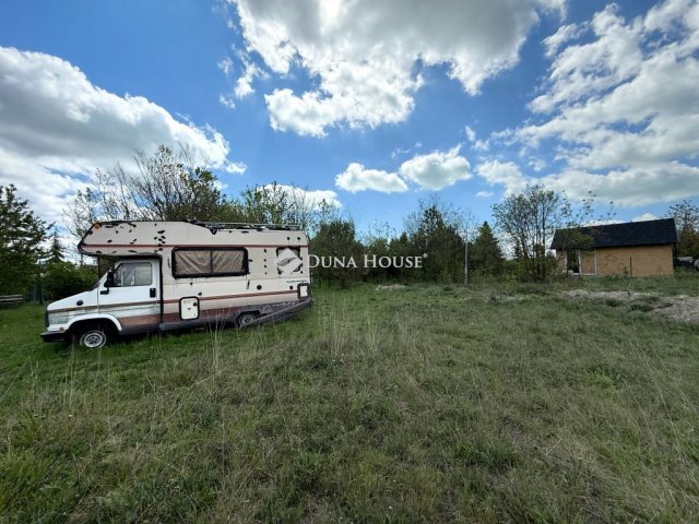 Eladó telek, Balatonkenesén 100 M Ft / költözzbe.hu