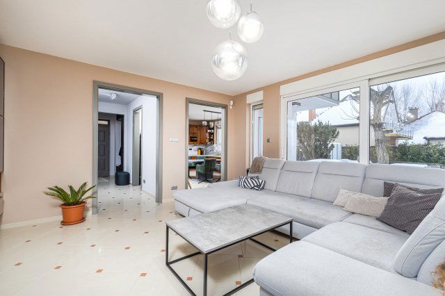 Eladó családi ház, Budapesten, III. kerületben 334.9 M Ft