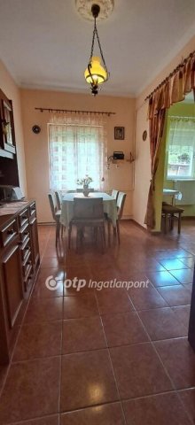 Eladó családi ház, Salgótarjánban 45 M Ft, 5 szobás