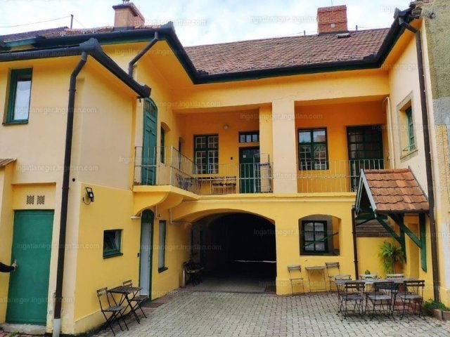 Eladó hotel, Egerben 250 M Ft / költözzbe.hu