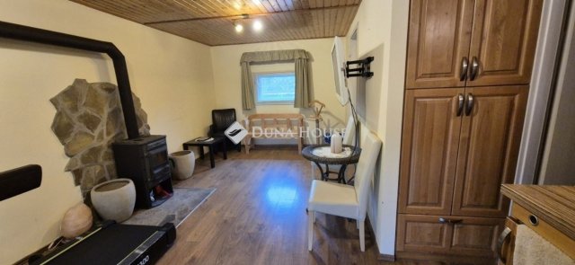 Eladó családi ház, Mohácson 89.9 M Ft, 5 szobás