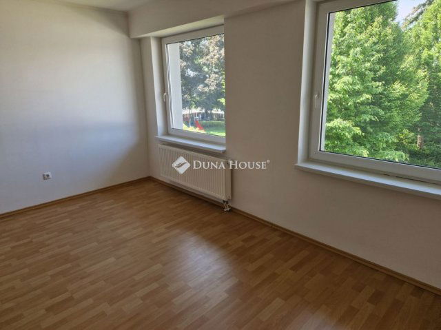 Kiadó iroda, Szombathelyen 102 E Ft / hó, 1 szobás