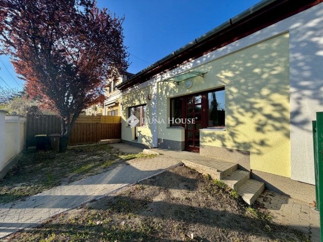 Eladó téglalakás, Szentendrén 135 M Ft, 4+1 szobás