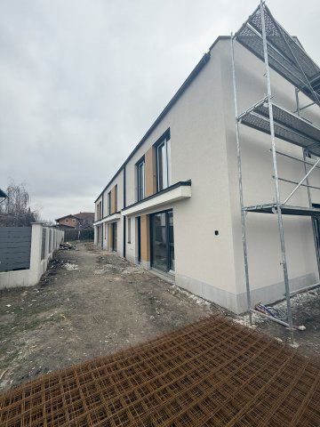 Eladó sorház, Dunaharasztin 100 M Ft, 4 szobás