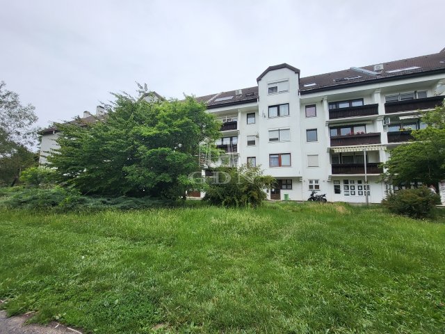 Eladó téglalakás, Szombathelyen 53.9 M Ft, 1+2 szobás