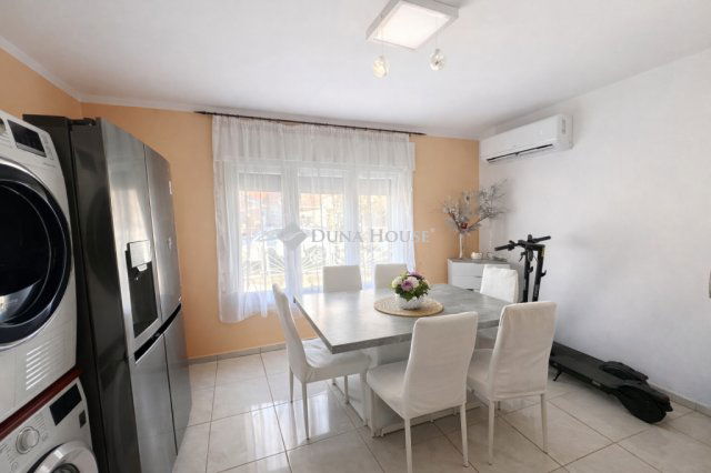 Eladó nyaraló, Harkányban, Hársfa utcában 34.99 M Ft, 3 szobás