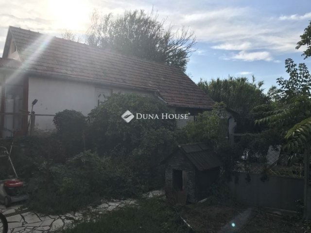 Eladó családi ház, Székesfehérvárott 79 M Ft, 4 szobás