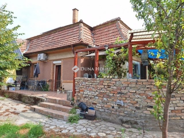 Eladó családi ház, Kiskunlacházán 73.3 M Ft, 3 szobás