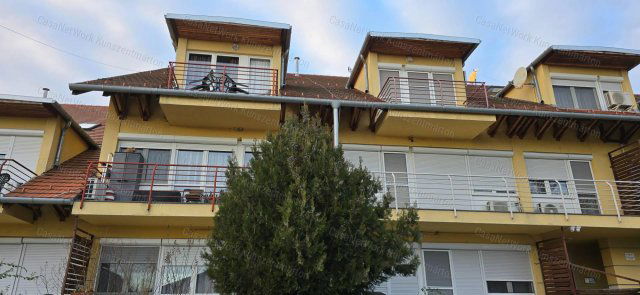 Eladó téglalakás, Cserkeszőlőn 37 M Ft, 1 szobás