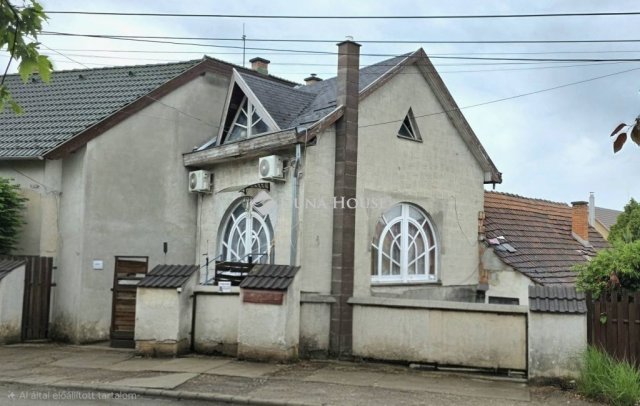 Eladó családi ház, Gyömrőn 85.9 M Ft, 5 szobás