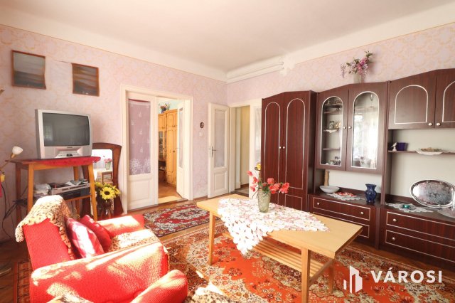 Eladó családi ház, Algyőn 56.99 M Ft, 3 szobás