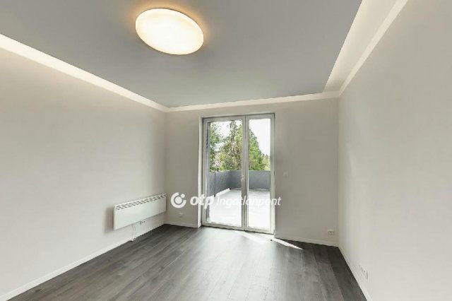 Eladó családi ház, Gyenesdiáson 144.9 M Ft, 4+1 szobás