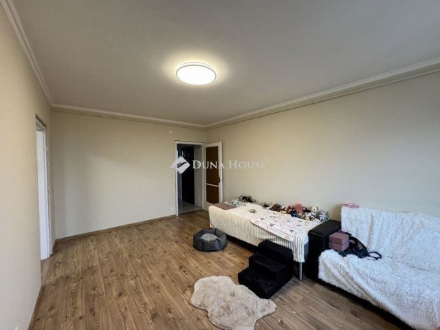 Eladó panellakás, Budapesten, XV. kerületben 76.49 M Ft