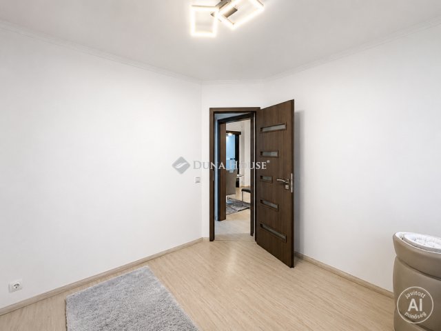 Eladó panellakás, Budapesten, III. kerületben 89.9 M Ft, 4 szobás