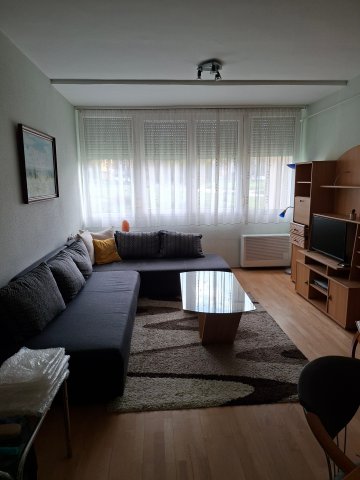 Eladó téglalakás, Zalaegerszegen 48 M Ft, 3 szobás