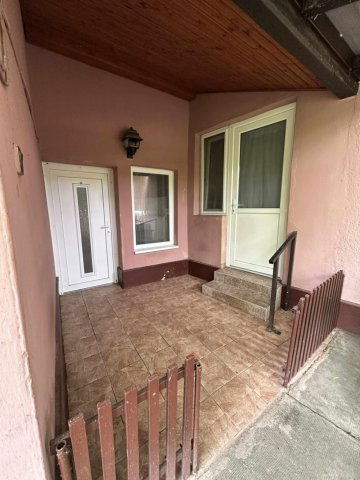 Eladó családi ház, Mezőtúron 32.5 M Ft, 3 szobás