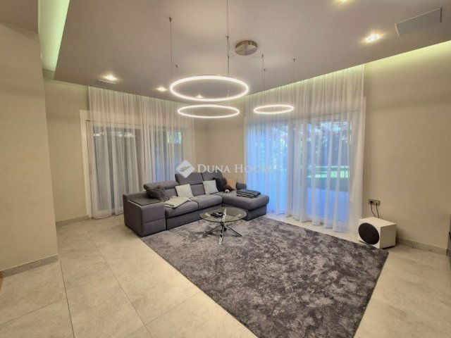 Eladó sorház, Debrecenben 206 M Ft, 4 szobás