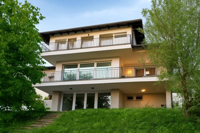 Eladó családi ház, Nagykovácsiban, Kültelek utcában 350 M Ft