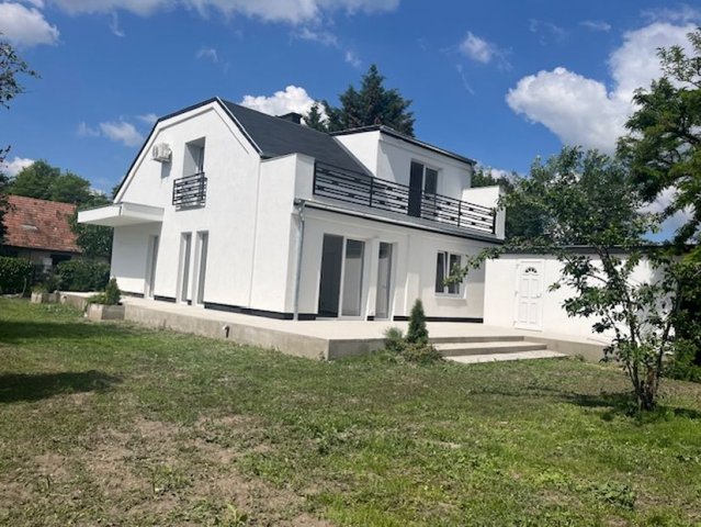 Eladó családi ház, Szigethalmon 124.9 M Ft, 5 szobás