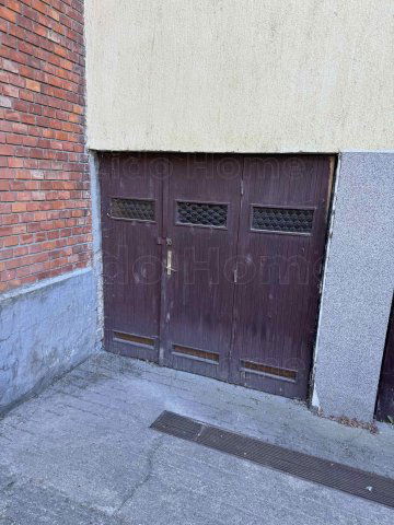 Kiadó garázs, Siófokon 50 E Ft / hó / költözzbe.hu
