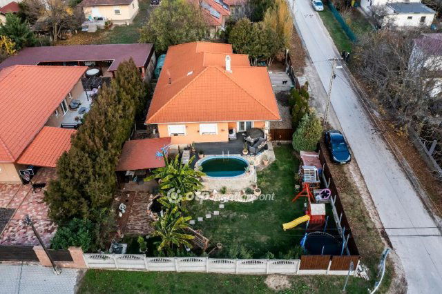 Eladó családi ház, Érden 114.9 M Ft, 4 szobás