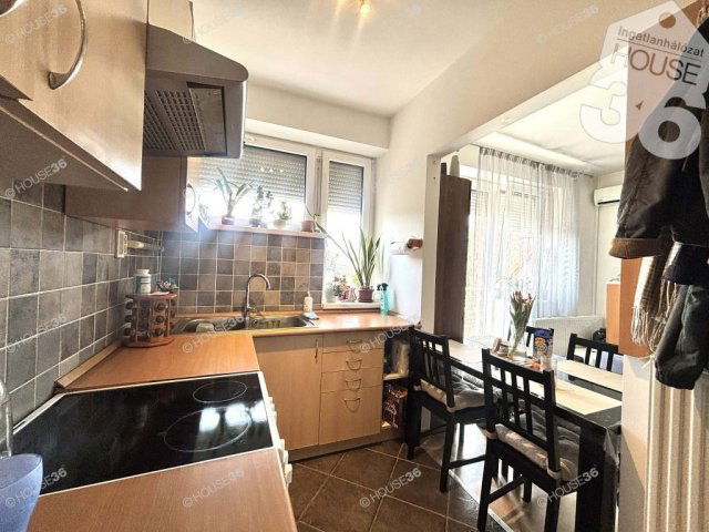 Eladó téglalakás, Kecskeméten 41.9 M Ft, 2 szobás