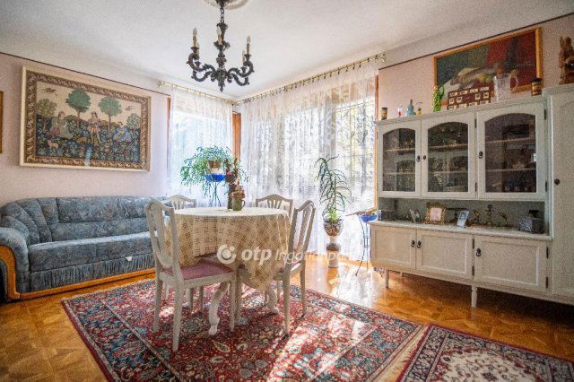 Eladó családi ház, Budakeszin 120 M Ft, 3 szobás