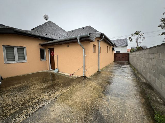 Kiadó családi ház, albérlet, XVIII. kerületben, Bocskai utcában