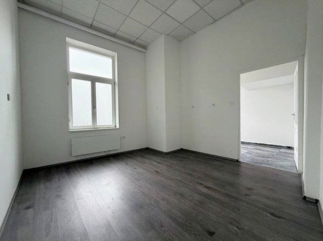 Kiadó üzlethelyiség, Miskolcon 110 E Ft / hó, 2 szobás