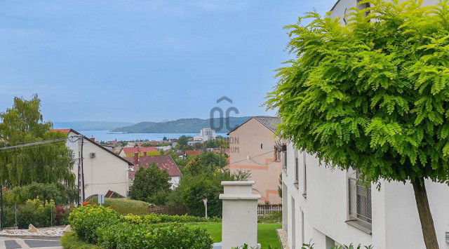 Eladó téglalakás, Balatonfüreden, Tamási Áron utcában 190 M Ft