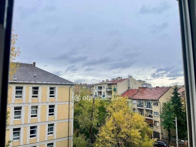 Eladó téglalakás, Budapesten, XIV. kerületben 72.9 M Ft
