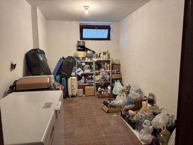 Eladó téglalakás, Budapesten, II. kerületben 158 M Ft, 4 szobás