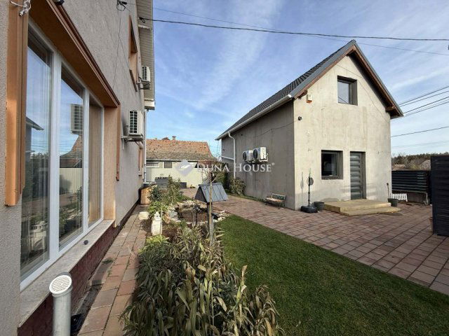 Eladó családi ház, Inárcson 199.9 M Ft, 5 szobás