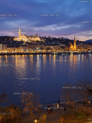 Eladó téglalakás, Budapesten, V. kerületben 214.6 M Ft, 2 szobás