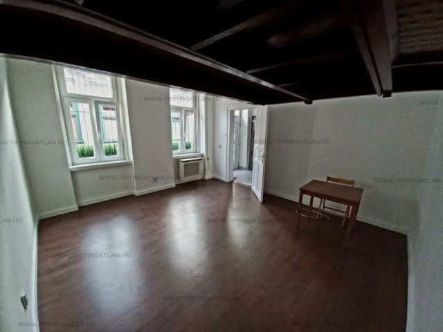 Eladó téglalakás, VII. kerületben, Bethlen Gábor utcában