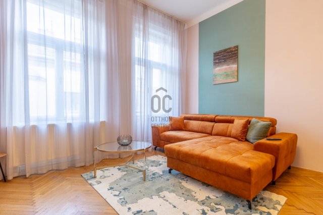 Kiadó téglalakás, albérlet, Budapesten, VI. kerületben