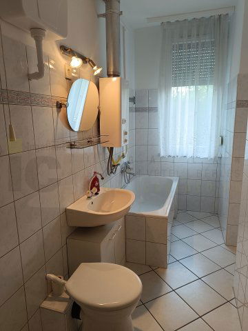 Kiadó téglalakás, albérlet, Szegeden, Közép fasoron, 2 szobás