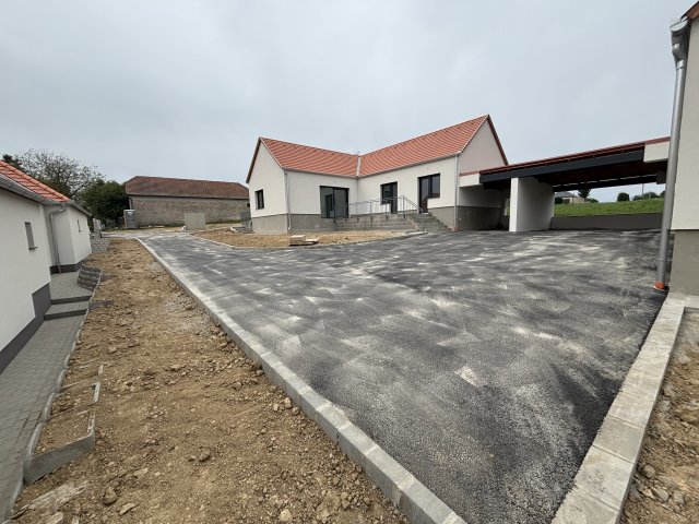 Eladó családi ház, Nagykozáron, Hunyadi utcában 123.9 M Ft