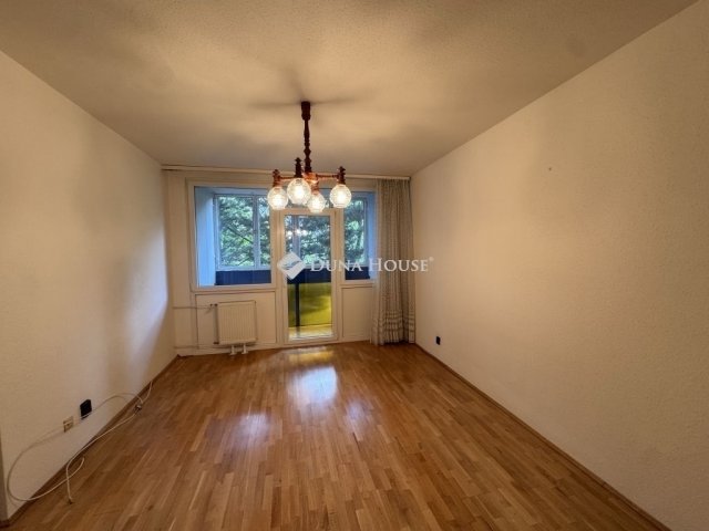 Eladó panellakás, Budaörsön 87.9 M Ft, 3 szobás