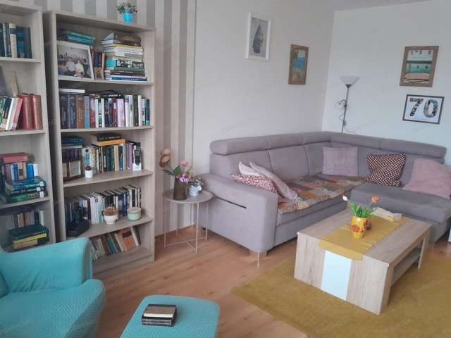 Eladó téglalakás, Kecskeméten 55 M Ft, 2 szobás