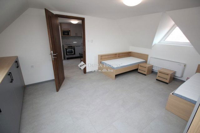 Kiadó téglalakás, albérlet, Kecskeméten 220 E Ft / hó