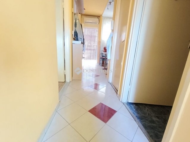 Eladó téglalakás, Mohácson 32 M Ft, 3 szobás