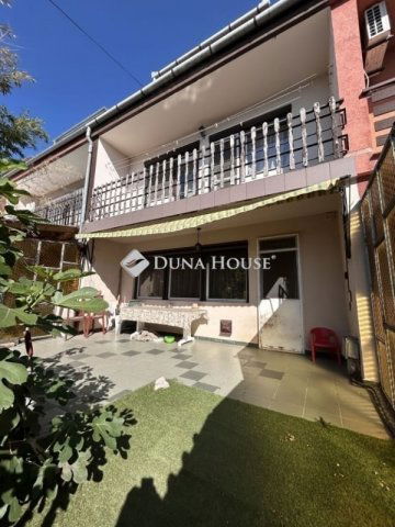 Eladó sorház, Baján 49.999 M Ft, 5 szobás / költözzbe.hu