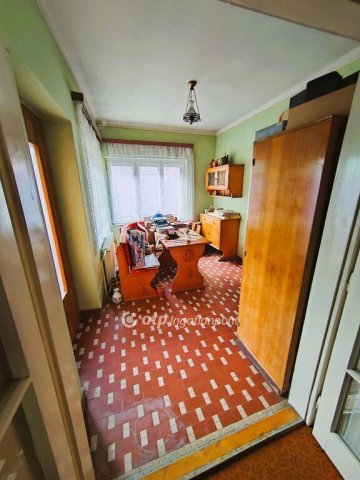 Eladó családi ház, Hosszúhetényen 49 M Ft, 3+1 szobás