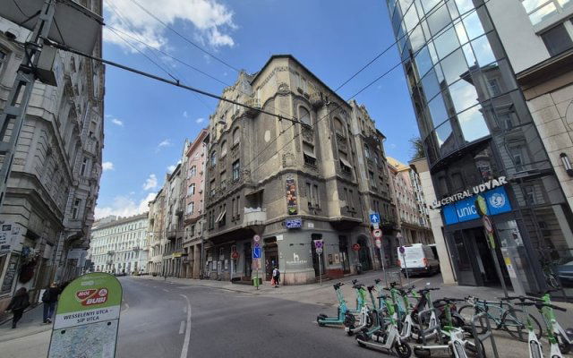 Kiadó téglalakás, albérlet, Budapesten, VII. kerületben