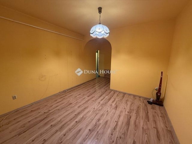 Eladó téglalakás, Budapesten, XX. kerületben 65 M Ft, 2 szobás