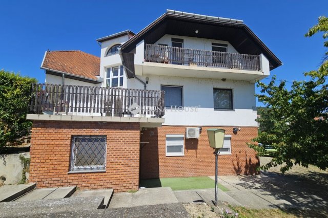 Eladó téglalakás, Csopakon, Simoga közben 38.9 M Ft, 2 szobás