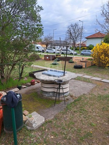 Eladó téglalakás, Budapesten, XVIII. kerületben 65 M Ft