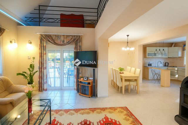 Eladó családi ház, Debrecenben 94.5 M Ft, 4 szobás