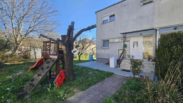 Eladó családi ház, Veszprémben 99 M Ft, 4 szobás